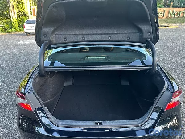 carros - Toyota Camry SE 2023 4x4 10
