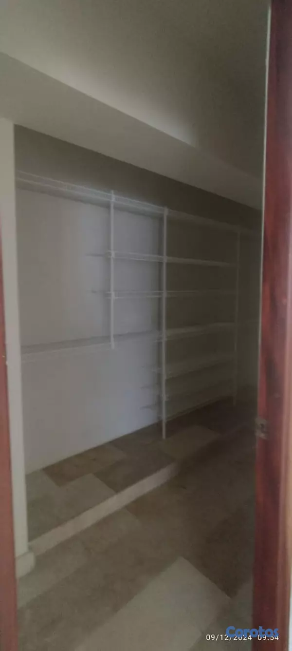 apartamentos - El Real amplio Apartamento 200mts, 3hab excelente 6
