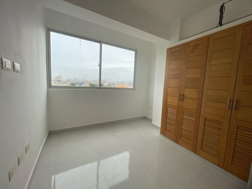 apartamentos - Apartamento en alquiler #24-1055 de 2 habitaciones, balcón, ascensor. 6