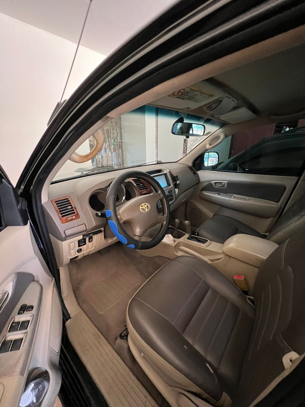 jeepetas y camionetas - Toyota fortuner 2008 5