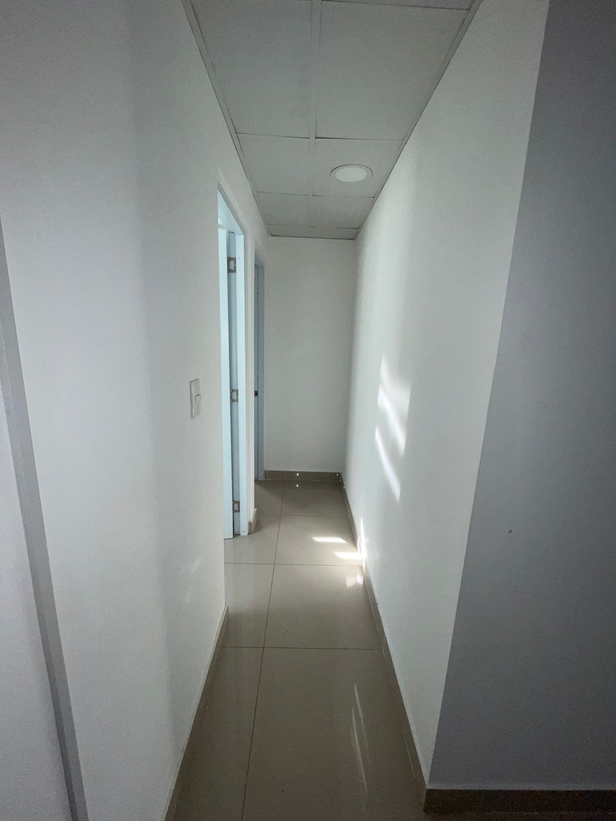 oficinas y locales comerciales - LOCAL EN ALQUILER EN GAZCUE 3