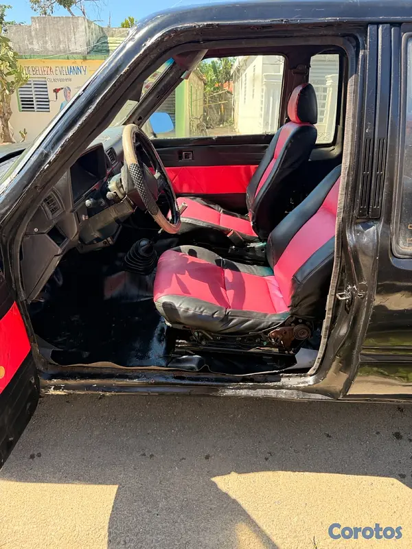 jeepetas y camionetas - Toyota Hylux 1987 ready para trabajar  5