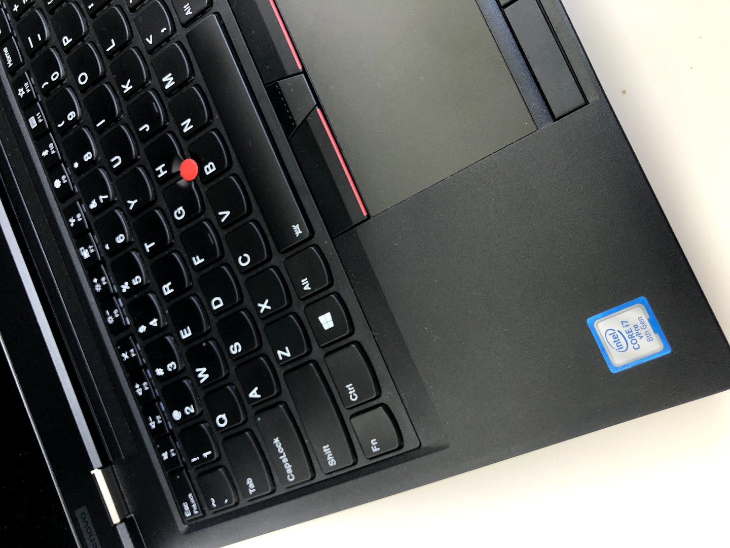 computadoras y laptops - Laptop Lenovo ThinkPad P52, Intel Core i7 vPro 
