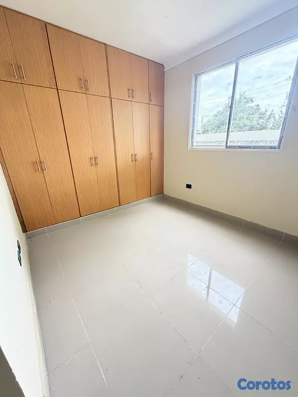 apartamentos - venta de apartamento primer piso con patio en la autopista de san isidro  7