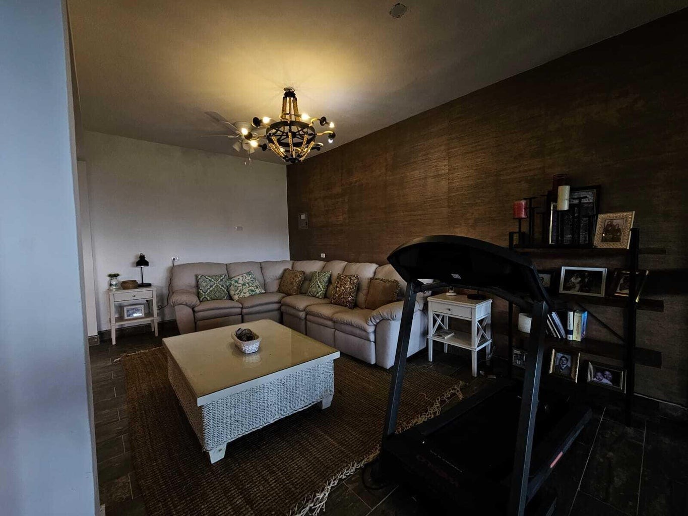 casas - Hermosa Residencia a 800 mts de Altura con estilo Moderno y vistas Panorámicas  6