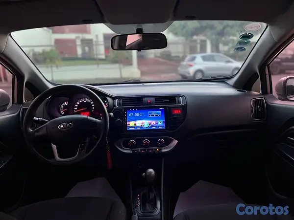 carros - Kia Río LX 2016 4