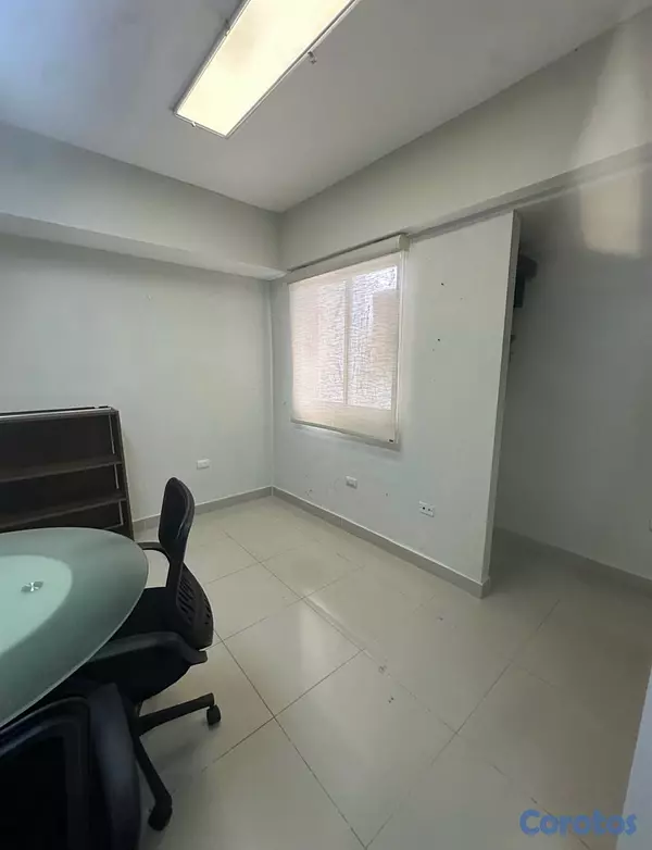 oficinas y locales comerciales - Local en Alquiler  3