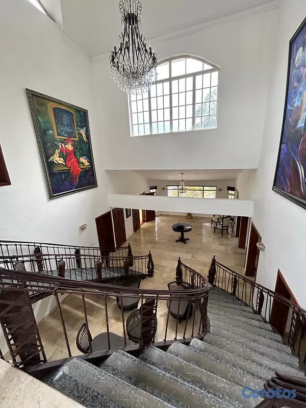 casas - Elegant and spacious luxury home located in Altos  10