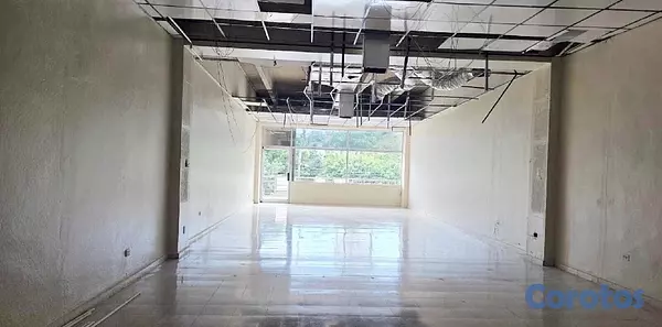 oficinas y locales comerciales - hermoso local en renta y venga  4