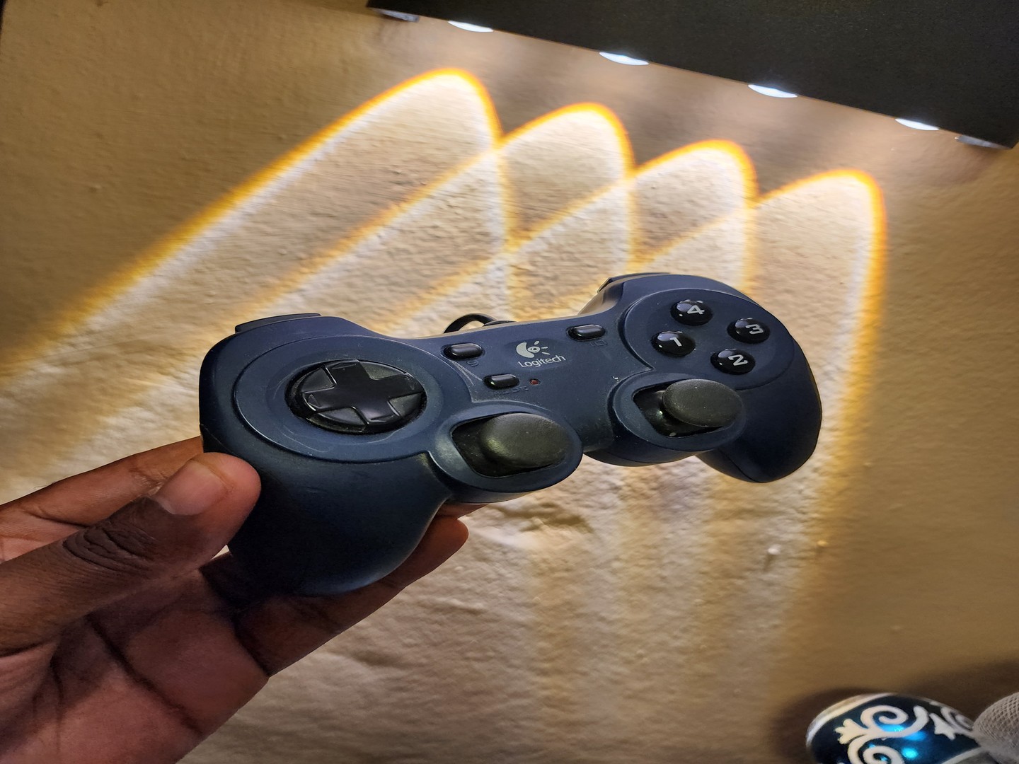 computadoras y laptops - Joystick Logitech Attack 3 COMO NUEVO 1
