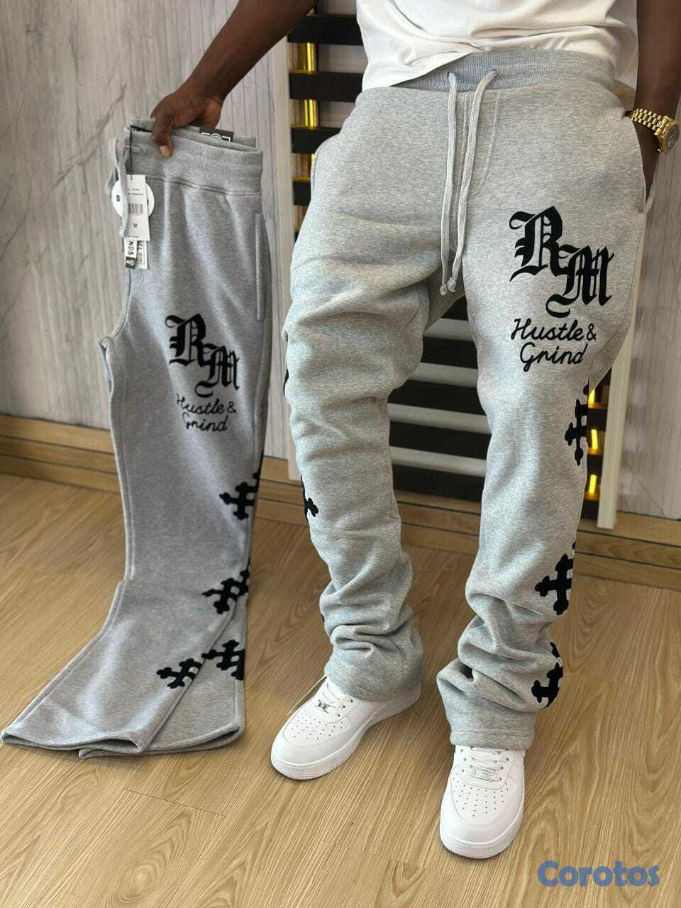 ropa para hombre - pantalón de hombre disponible  2