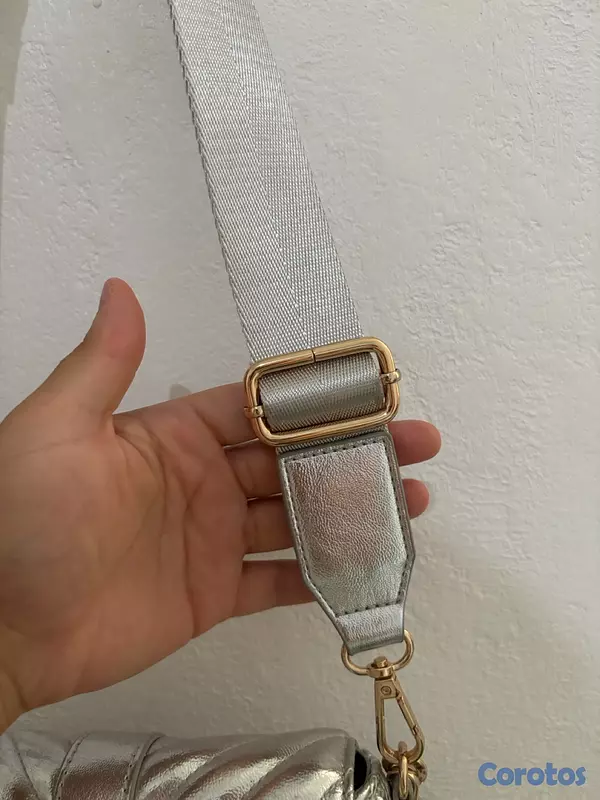 carteras y maletas - Bolso plateado súper elegante ✨🩶 9