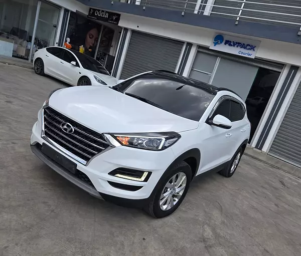 jeepetas y camionetas - HYUNDAI TUCSON 2020 BLANCO DIESEL 2