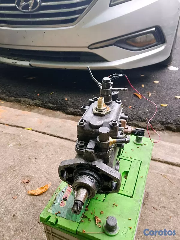 repuestos - bomba inyectora de Toyota prado 2003 2