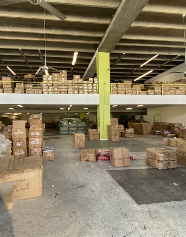 oficinas y locales comerciales - Local en zona céntrica de Piantini  3