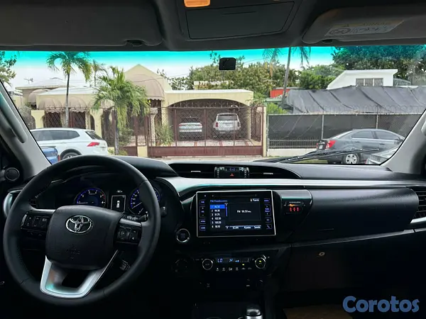 jeepetas y camionetas - Toyota Hilux SRV 2017 4