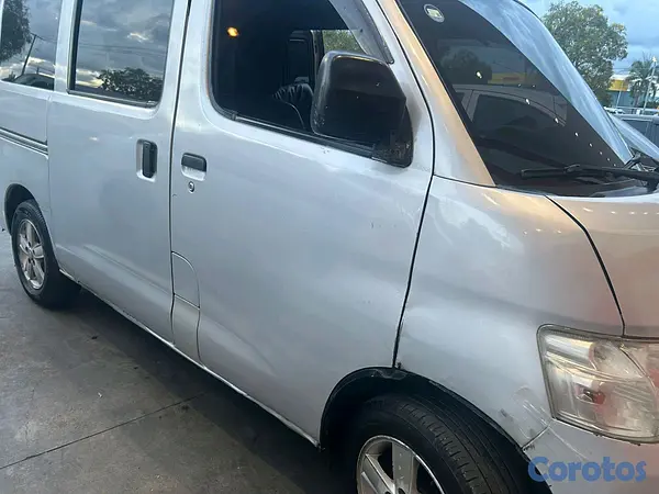 otros vehiculos - Toyota town ace, se vende de oportunidad 8