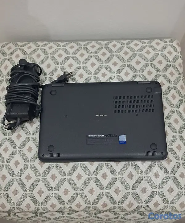 computadoras y laptops - Laptop Dell 3190 128GB SSD M.2 4GB Ram DDR4 2