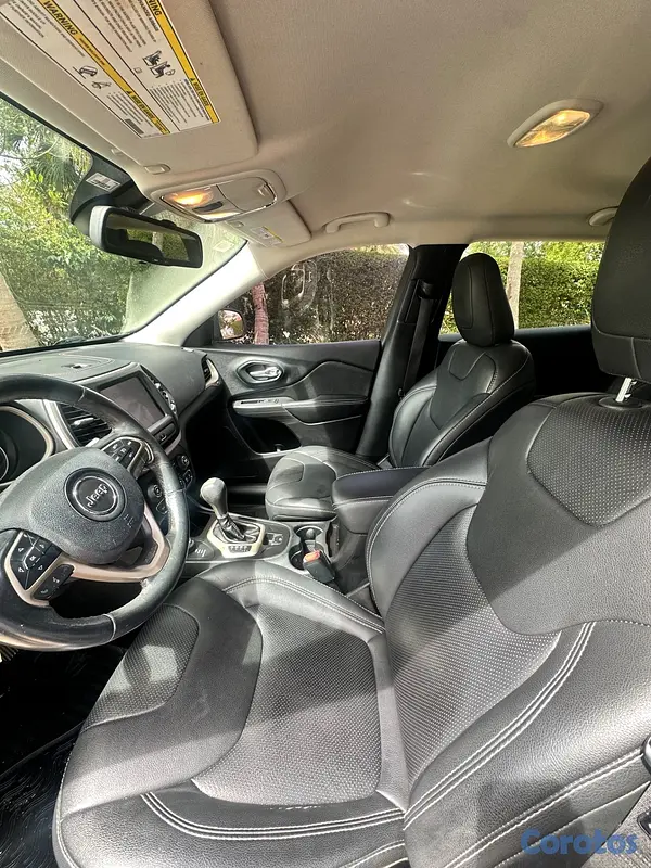 jeepetas y camionetas - Jeep Cherokee 2016 $590,000 2