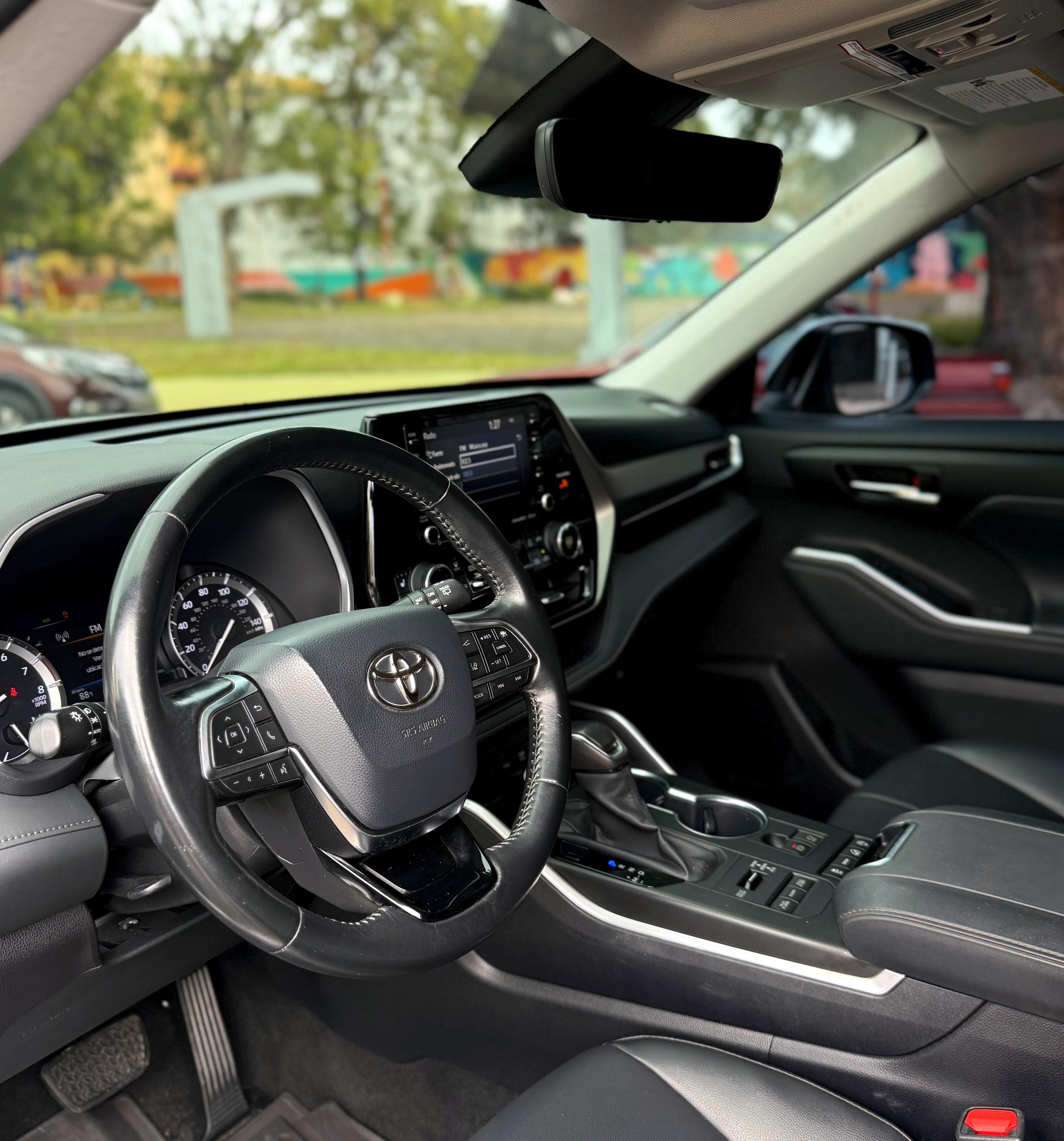 jeepetas y camionetas - Toyota higlander xle 2020 5