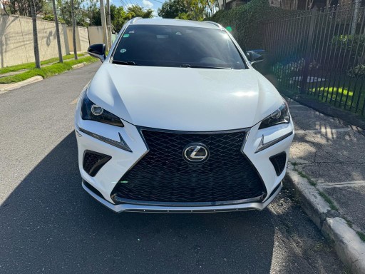 jeepetas y camionetas - Lexus nx 300 2018 0