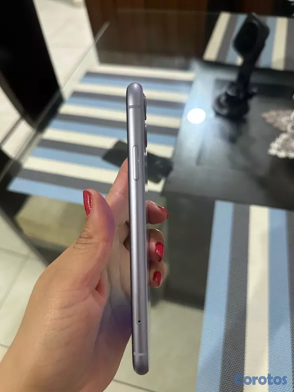 celulares y tabletas -  iPhone 11 normal 3