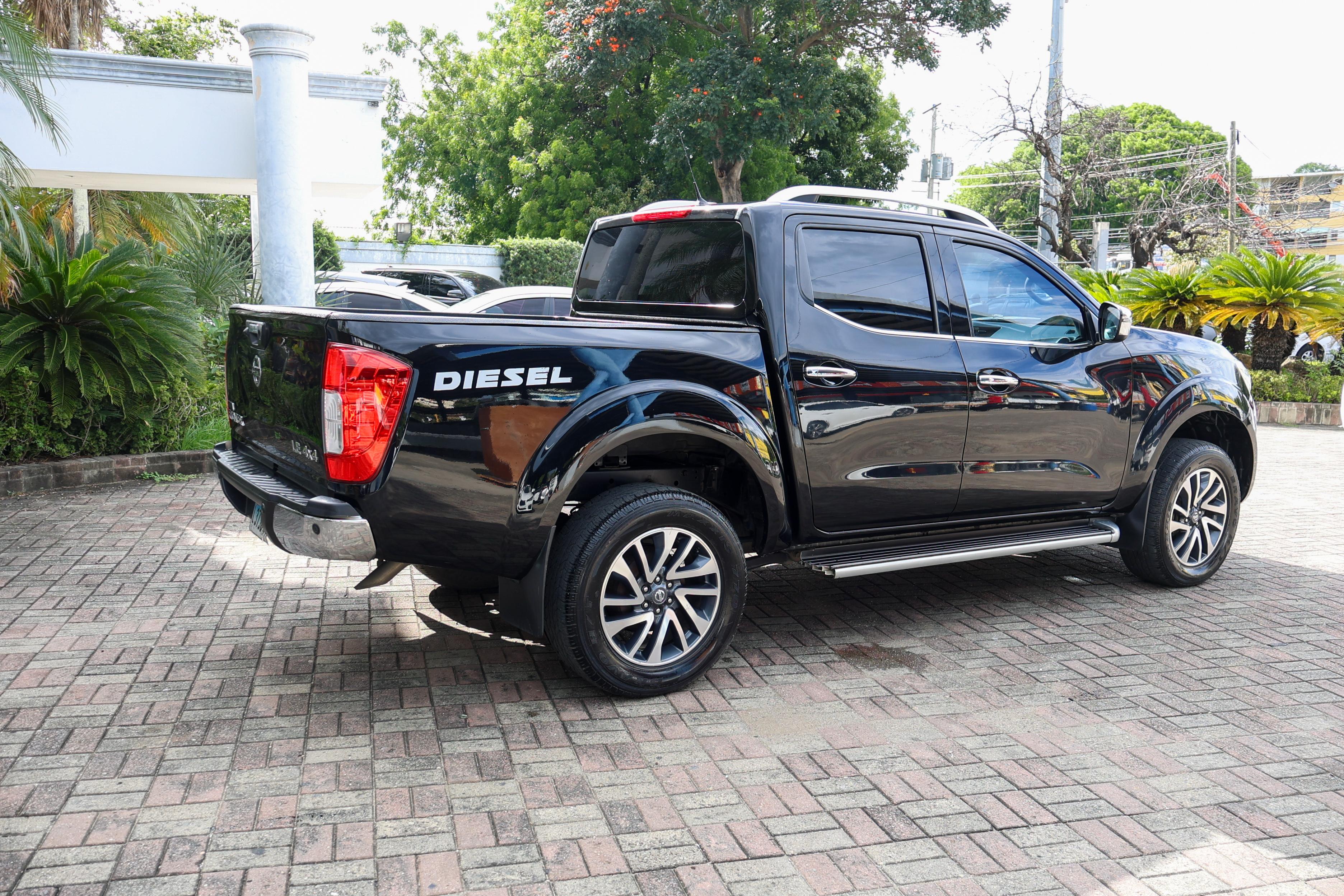 jeepetas y camionetas - Nissan frontier np 300 2018  5