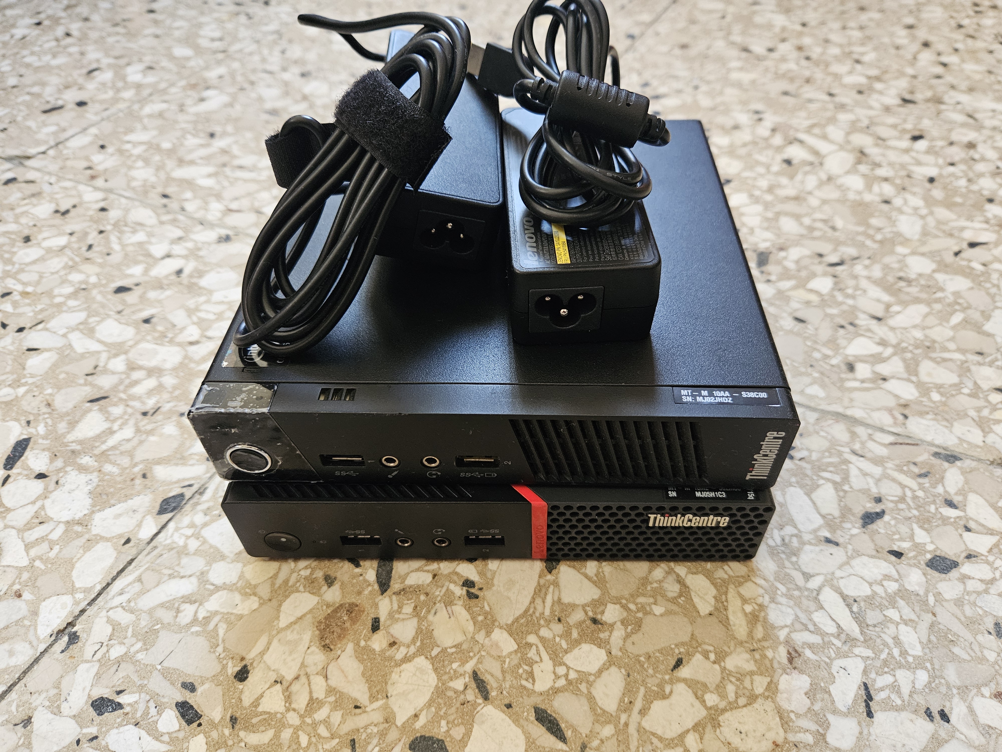 computadoras y laptops - 2 Mini PC Lenovo Thinkcentre USFF (LEER)