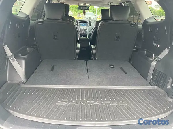 jeepetas y camionetas - Hyundai GRAND santa fe 11