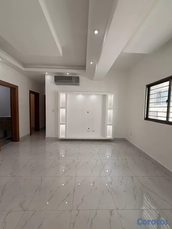 apartamentos - Lujoso Penthose ubicado en sector el Millón  8