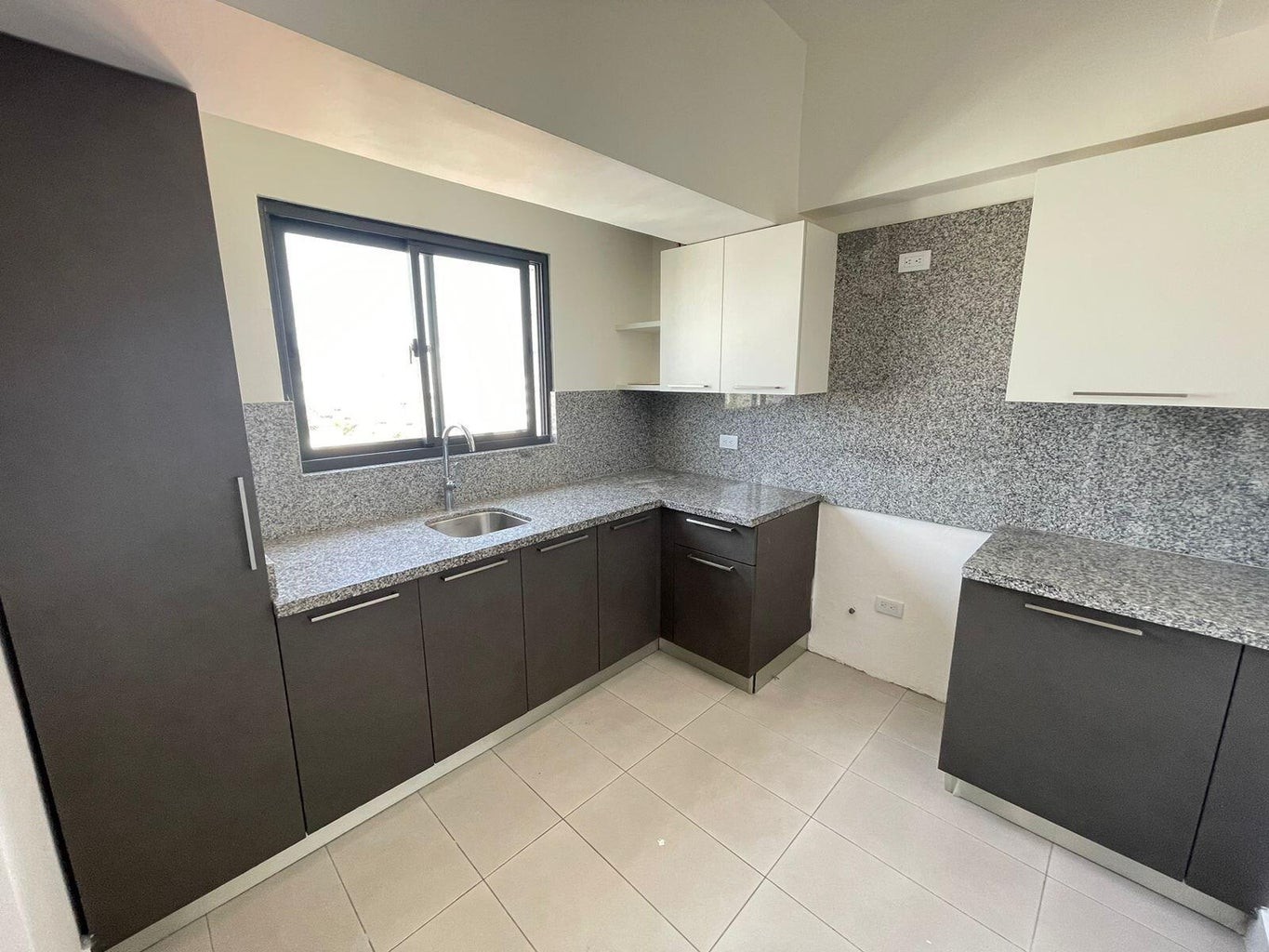apartamentos - Apartamento en Venta Piantini de Una Habitación 2
