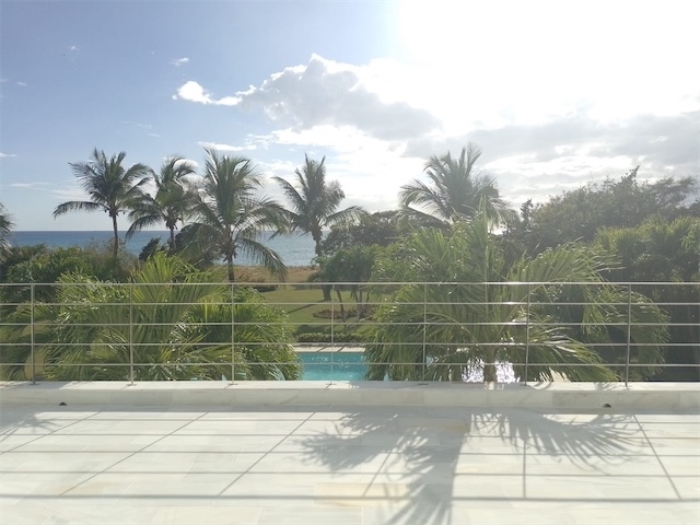 casas vacacionales y villas - Venta de villa de 4 habitación con vista mar en Playa Nueva Romana, amueblada 7