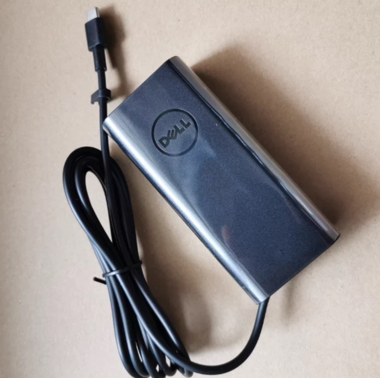 computadoras y laptops - Genuine 90W USB-C Type C AC Adapter Charger For Dell 0
