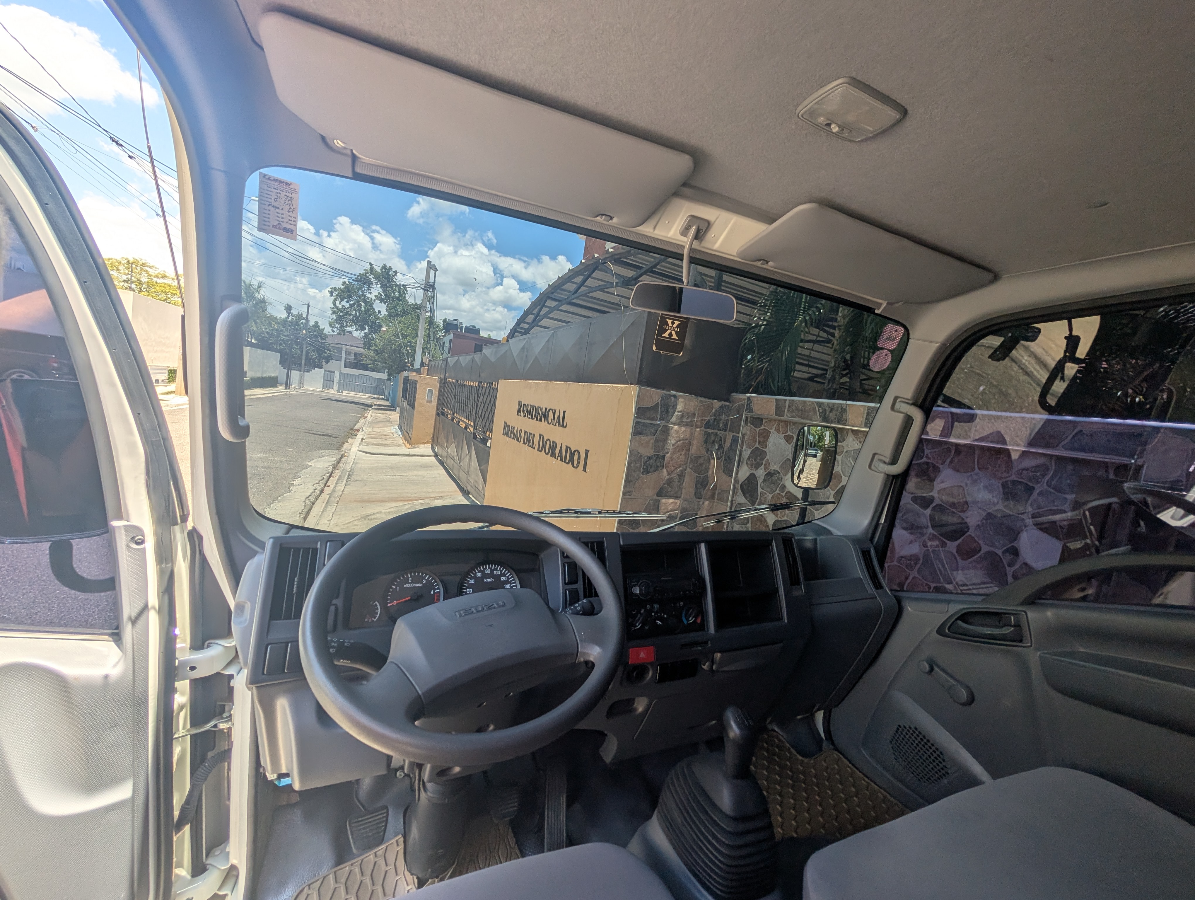 camiones y vehiculos pesados - Isuzu 2025 7
