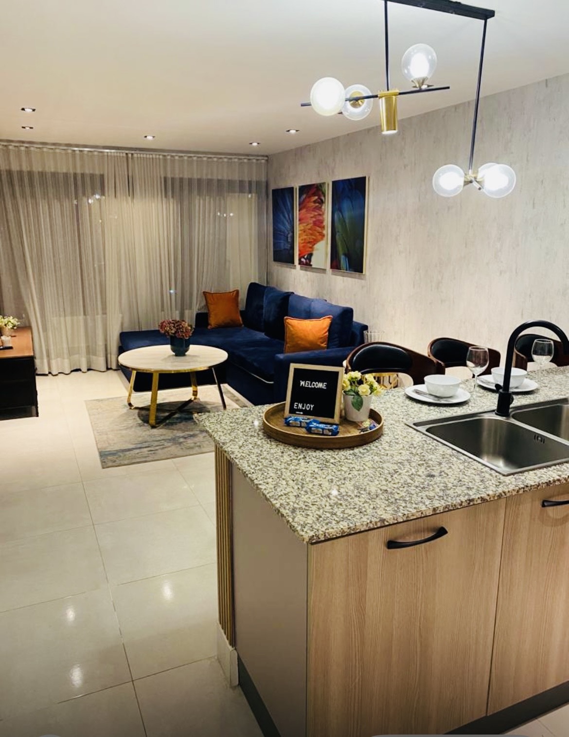 apartamentos - Apartamento Alquiler Amueblado Evaristo Morales. 2