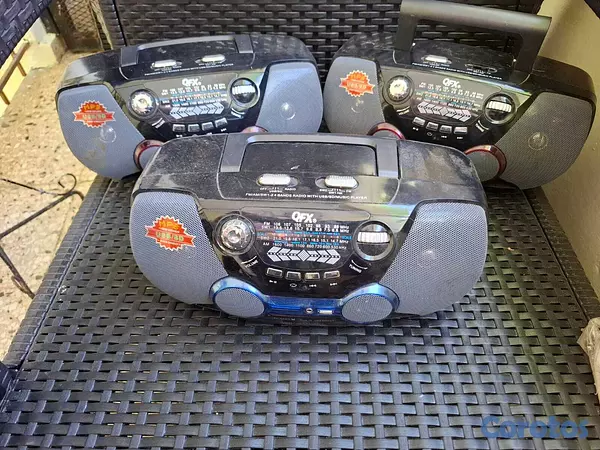 camaras y audio - Radio portatil AM/FM Pila y Corriente nuevo 2