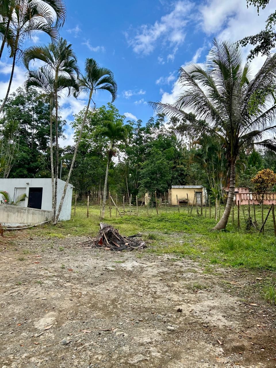 casas - Vendo casa comercial en La Autopista Duarte  6