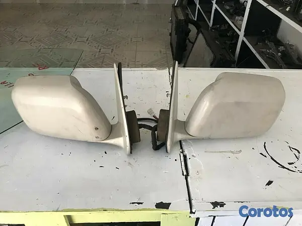 accesorios para vehiculos - Vendo retrovisor TOYOTA 4RUNNER 2000 ESPEJO RH Y LH tacoma 2