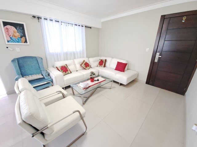 apartamentos - Vendo 2da con Terraza en el Millon 2