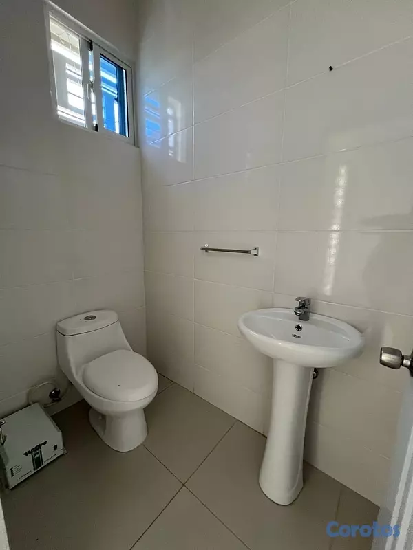 casas - Casa espaciosa en precio especial, con amplio patio  14