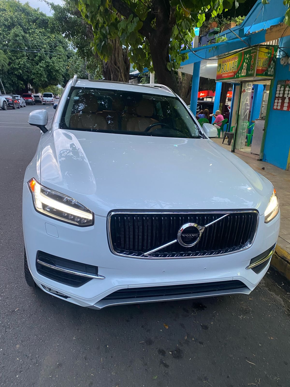 jeepetas y camionetas - volvo xc 90 t6 2016 Momentum  3