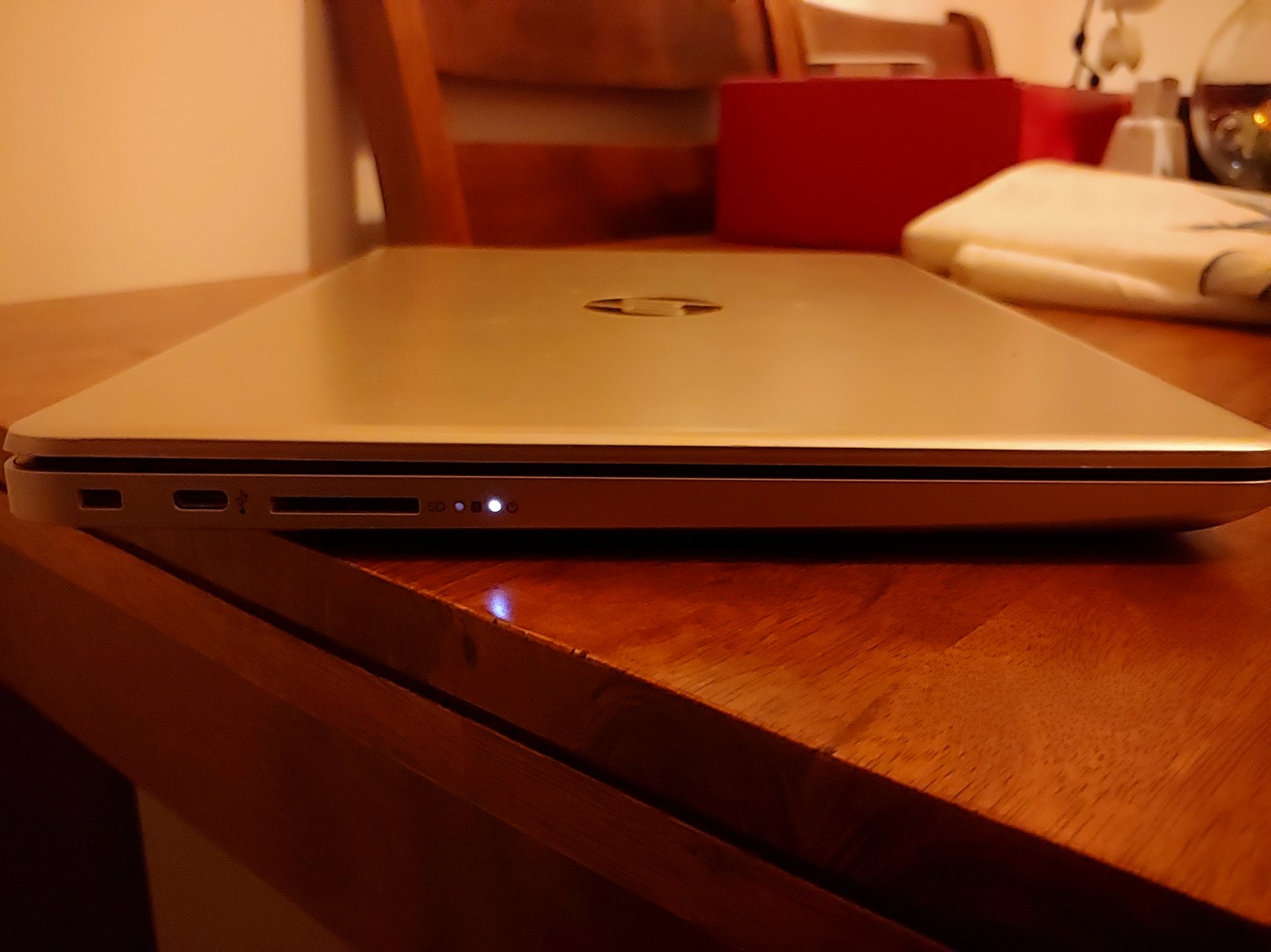 computadoras y laptops - Vendo Laptop HP en muy buenas condiciones 8