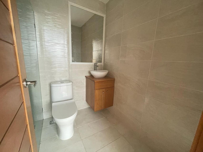 apartamentos - Apartamento en alquiler #24-1055 de 2 habitaciones, balcón, ascensor. 8