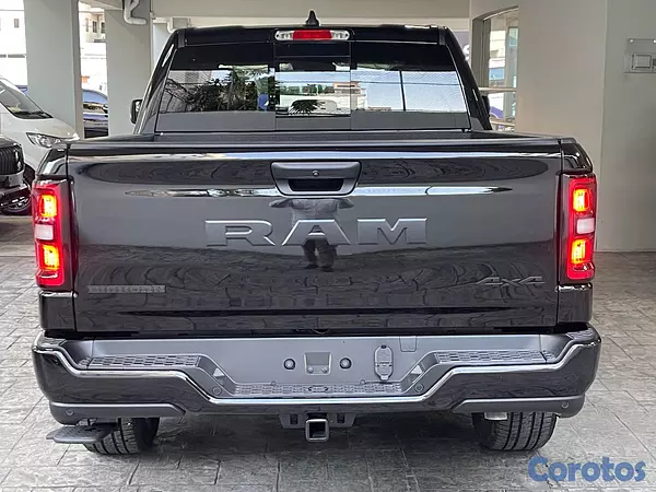 jeepetas y camionetas - Ram 1500 Big Horn 2026 3