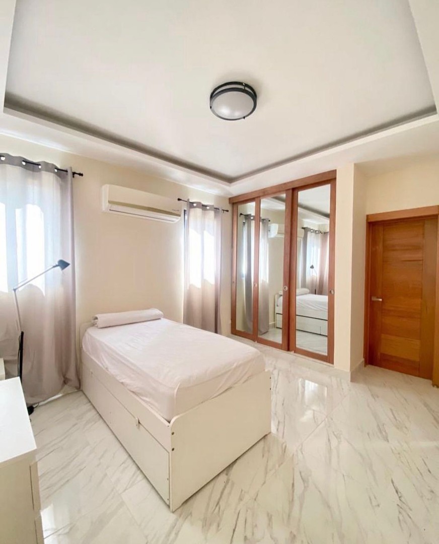 casas - Espectacular Vivienda en Proyecto Cerrado, Gurabo 2