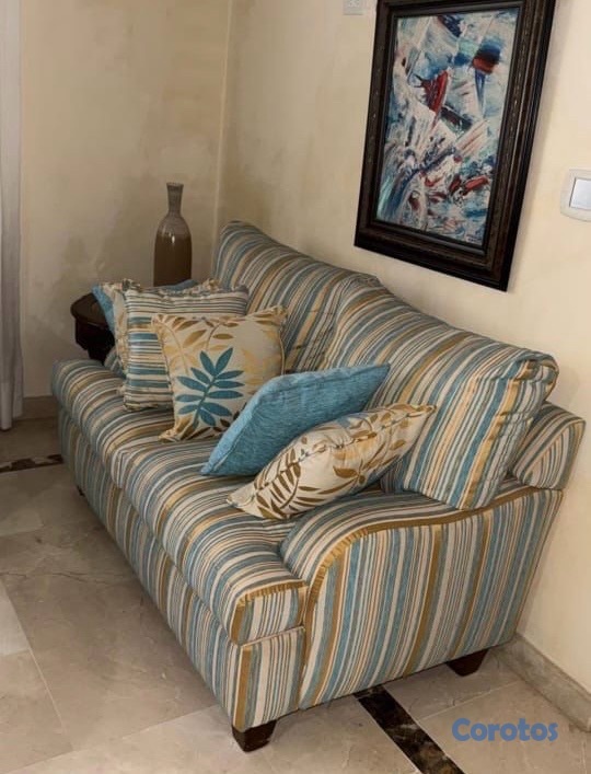 muebles y colchones - Vendo juego de sala ( sofá, butacón y mesa )  2