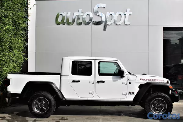 jeepetas y camionetas - Jeep Gladiator Rubicon 2024 4