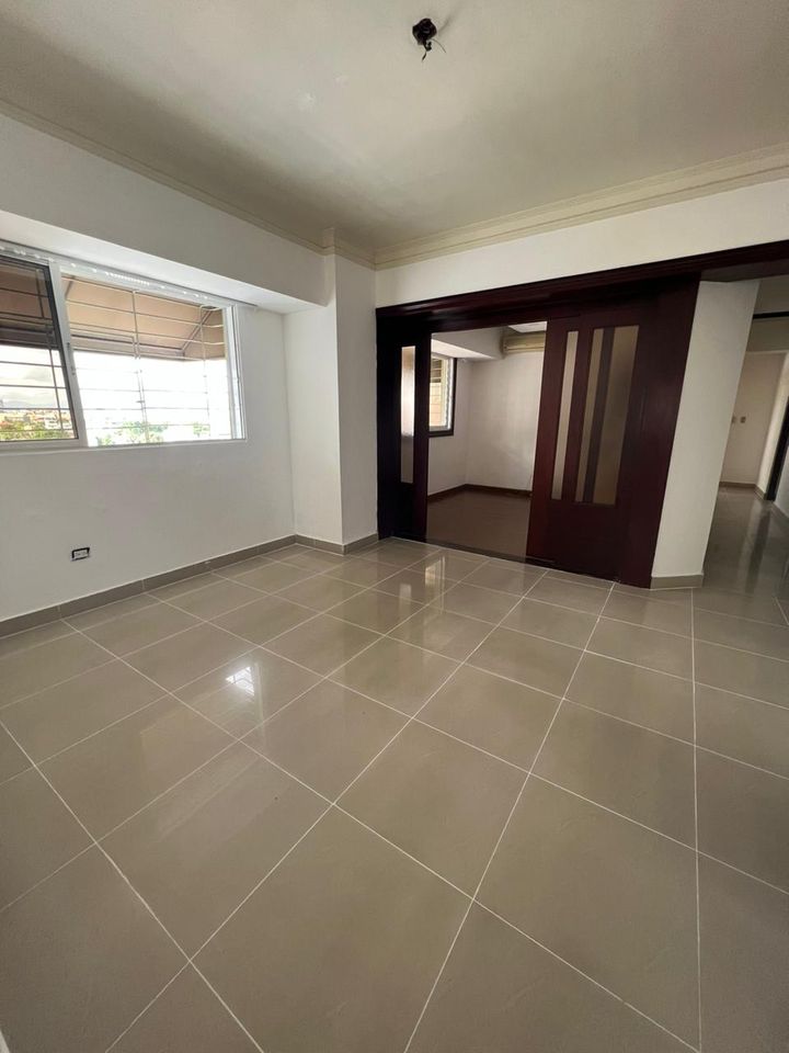 apartamentos - Alquilo apartamento en Evaristo Morales   0