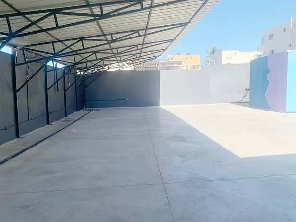 oficinas y locales comerciales - Propiedad comercial  2