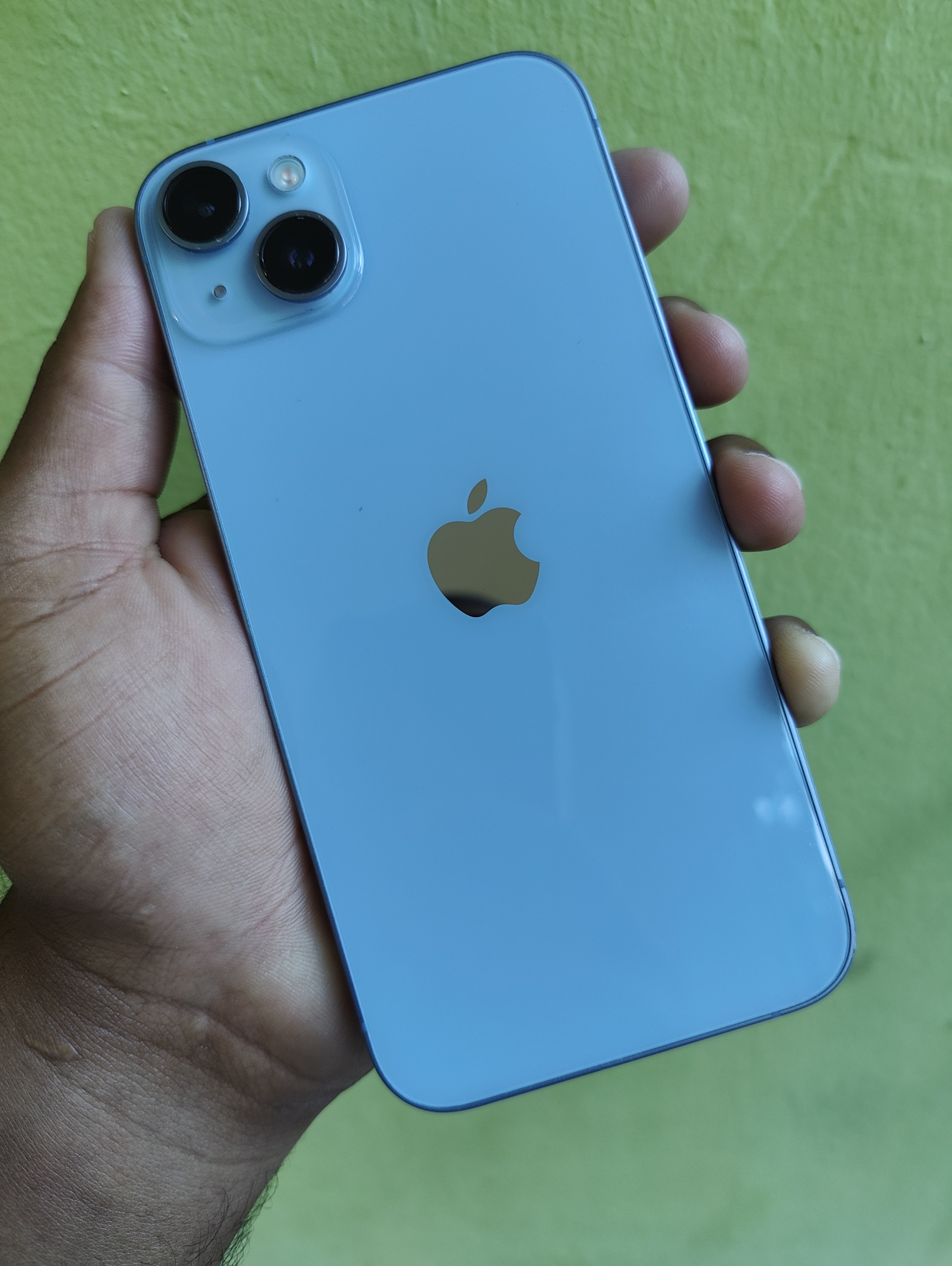 celulares y tabletas - IPHONE 14 PLUS FACTORY ESIM CON CRACK EN PANTALLA
